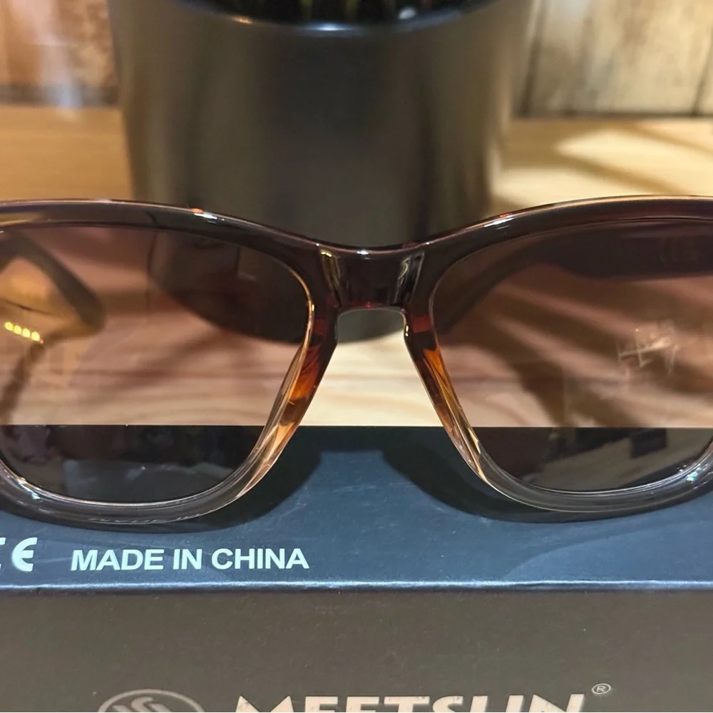 MEETSUN Polarized Sunglasses for Women Men Classic Retro